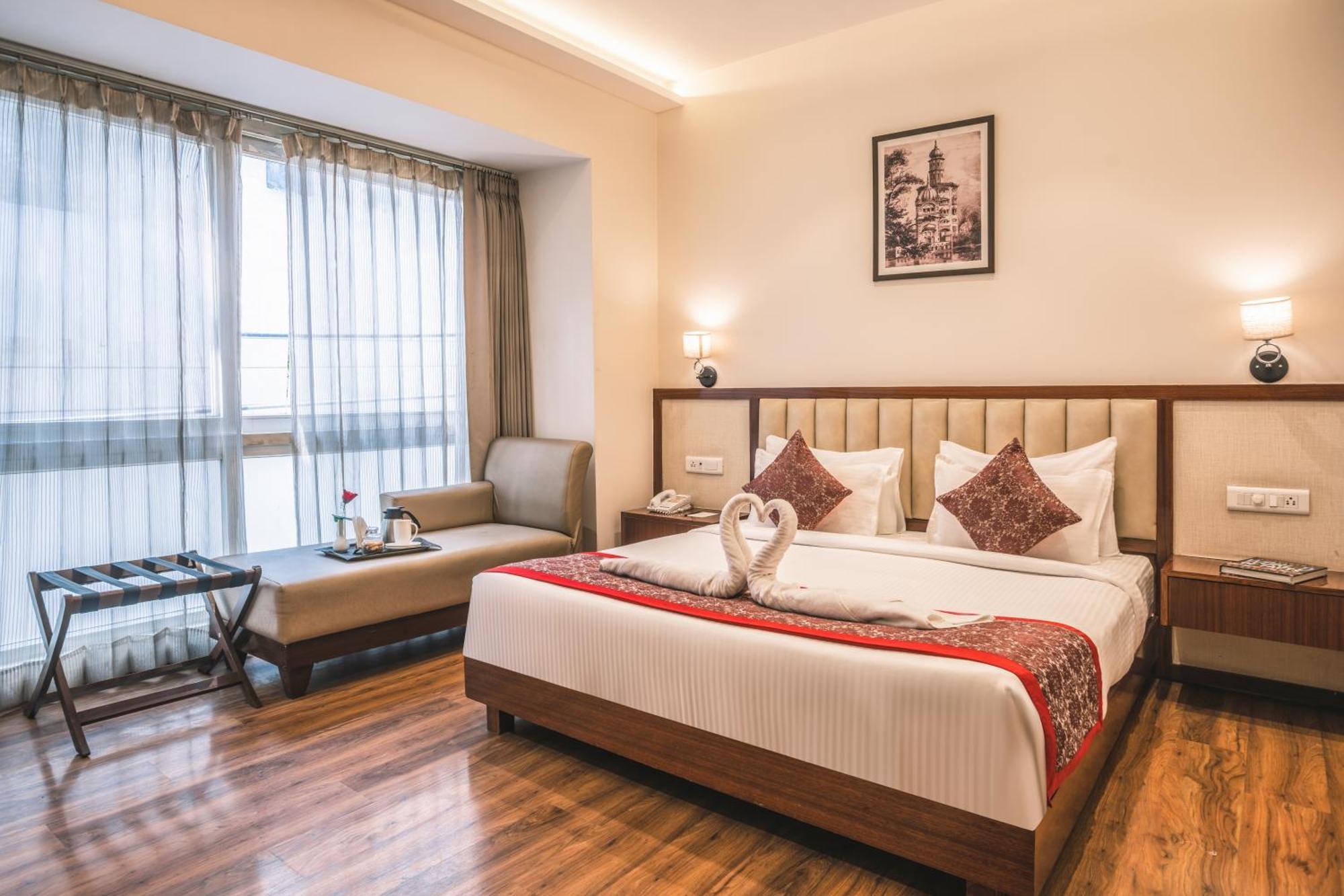 Hotel Amritara Sadka Amritsar Extérieur photo